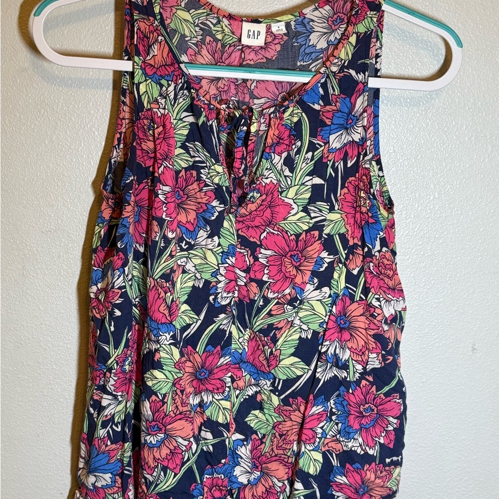 GAP Vibrant Floral Sleeveless Blouse - Navy and Pink